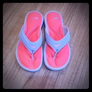 Women's Nike sandals